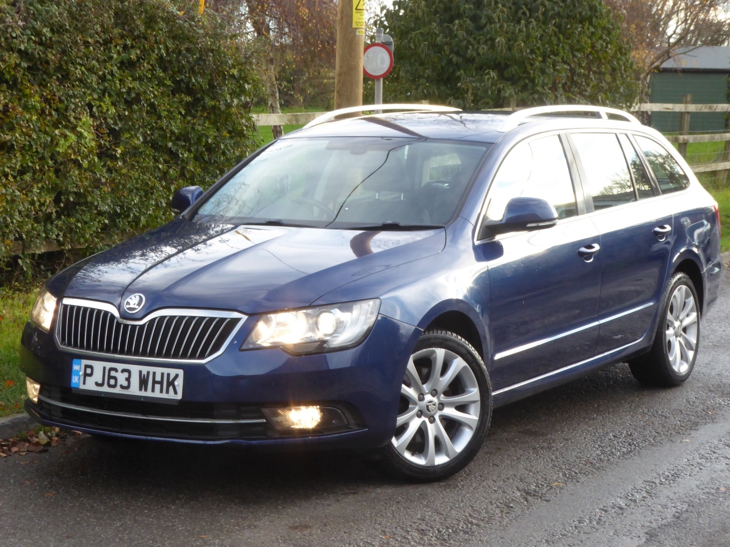 Used Skoda Superb 2013 for sale - 76532527: Photo 16