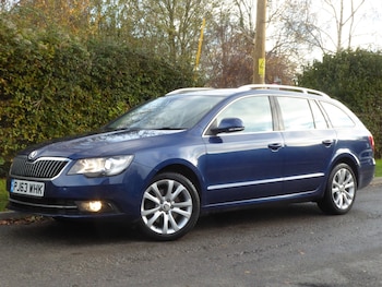 Used Skoda Superb 2013 for sale - 76532527: Photo