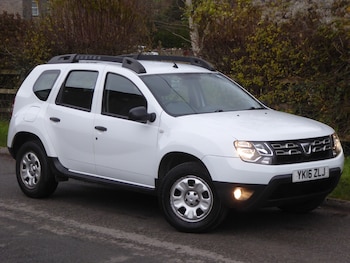 Used Dacia Duster 2016 for sale - 76766865: Photo
