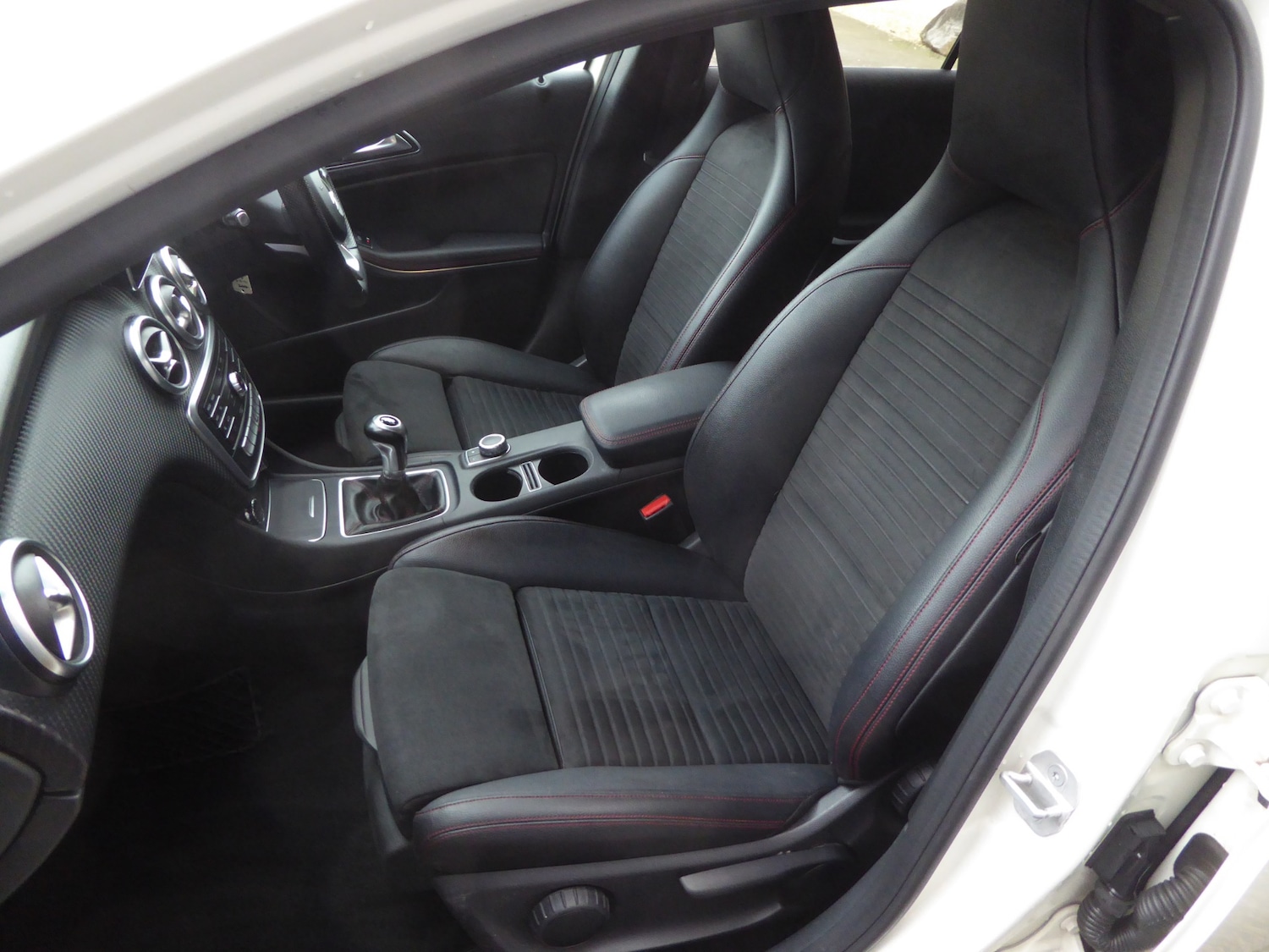 Used Mercedes-Benz A-Class 2016 for sale - 77137241: Photo 37