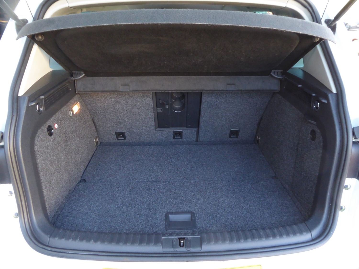 Used Volkswagen Tiguan 2015 for sale - 77732917: Photo 12