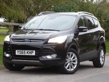 Used Ford Kuga 2015 for sale - 76222016: Photo 2