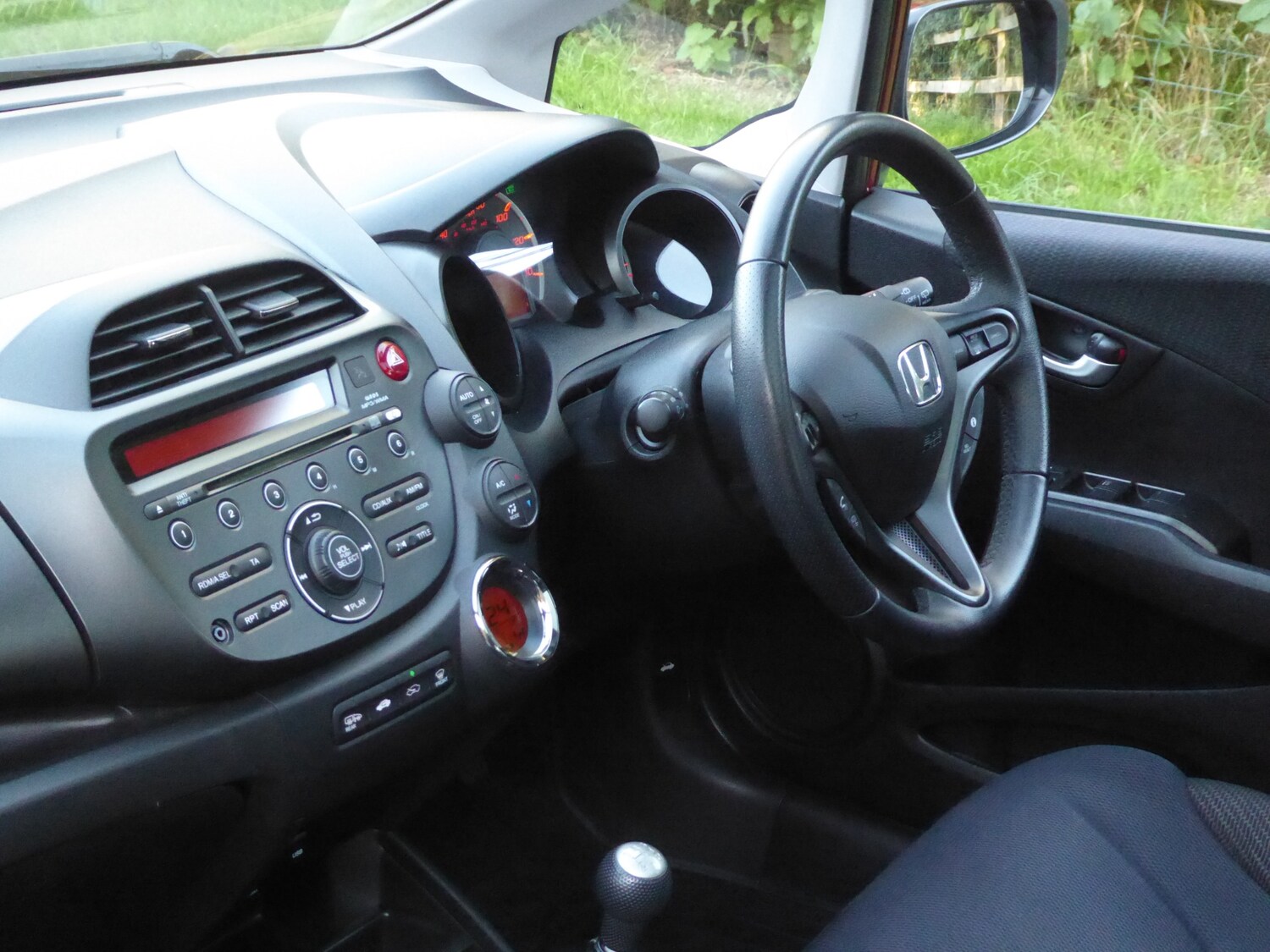 Used Honda Jazz 2014 for sale - 76026906: Photo 17