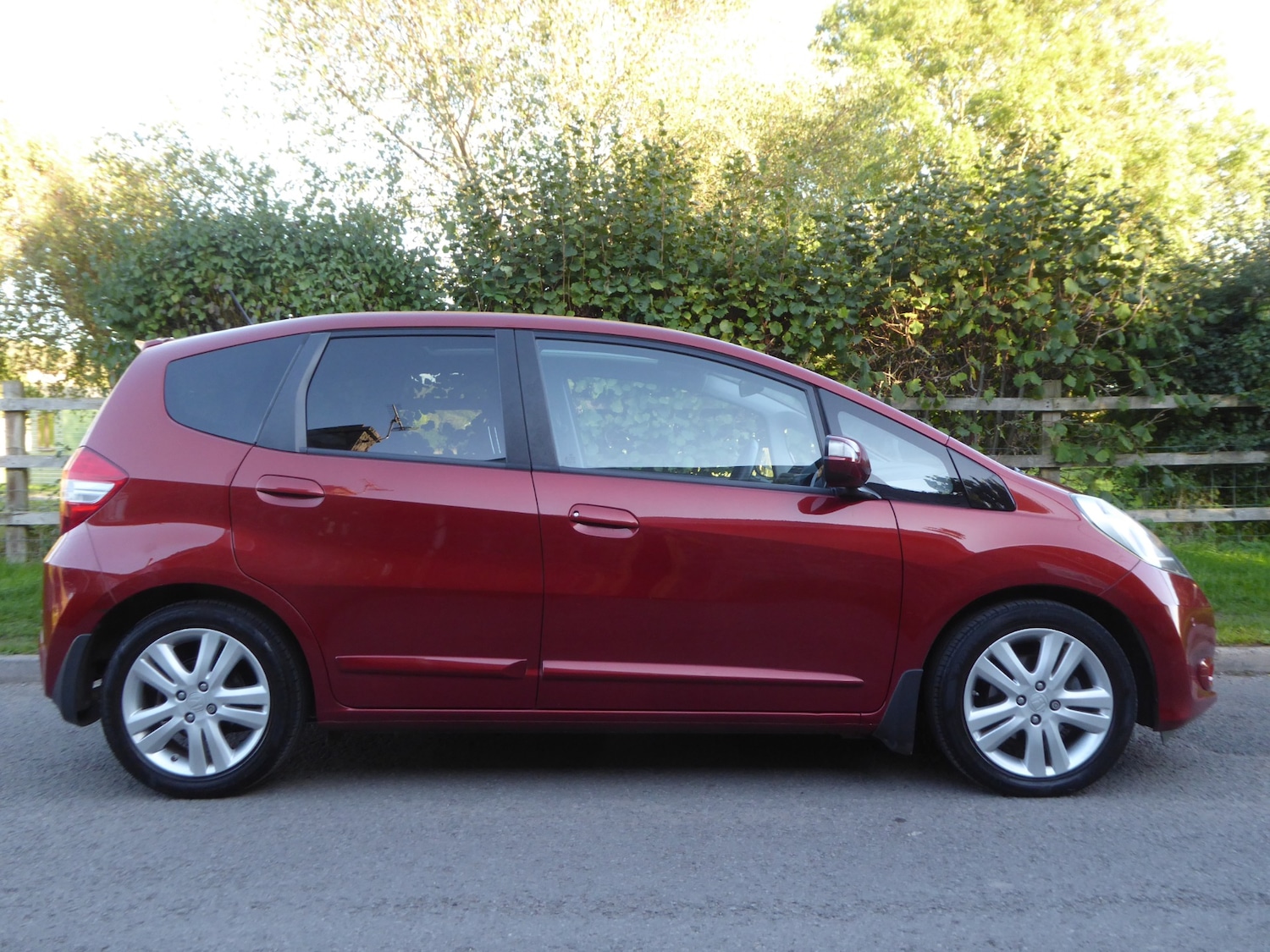 Used Honda Jazz 2014 for sale - 76026906: Photo 5