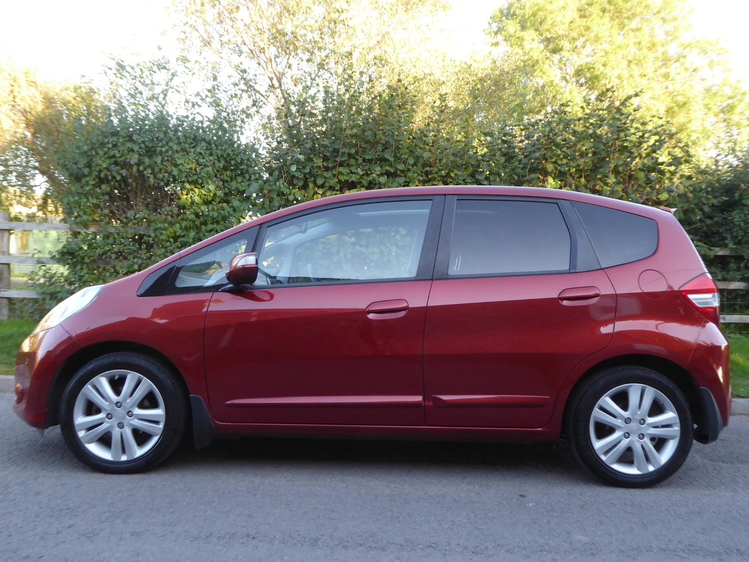 Used Honda Jazz 2014 for sale - 76026906: Photo 6
