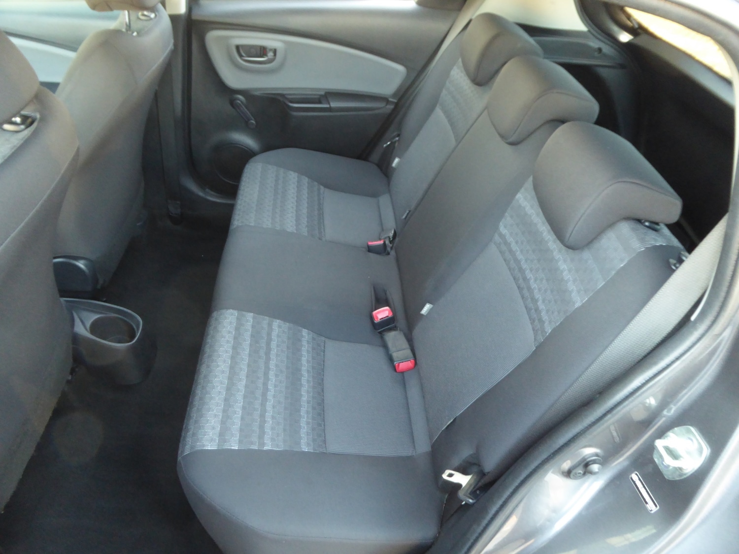 Used Toyota Yaris 2016 for sale - 76766934: Photo 21