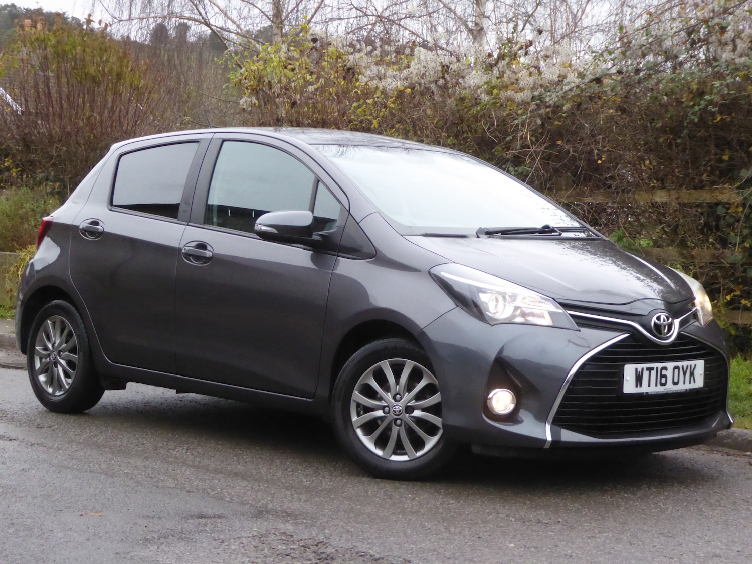 Used Toyota Yaris 2016 for sale - 76766934: Photo 27