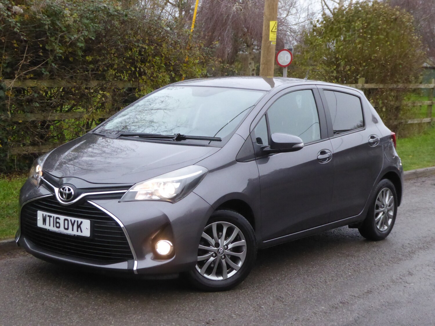 Used Toyota Yaris 2016 for sale - 76766934: Photo 33