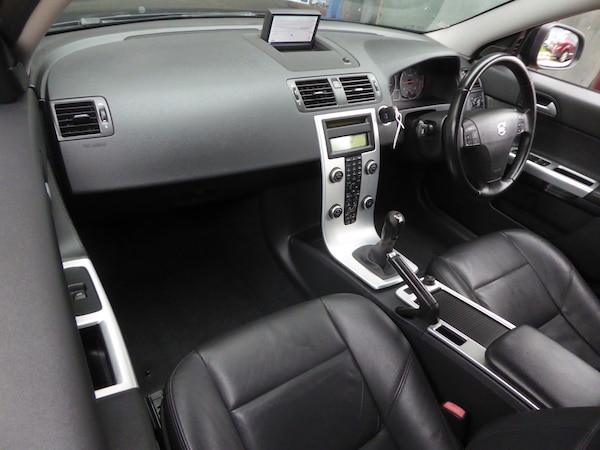 Used Volvo V50 2012 for sale - 76222086: Photo 10