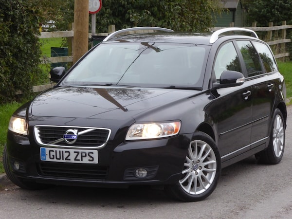 Used Volvo V50 2012 for sale - 76222086: Photo 1