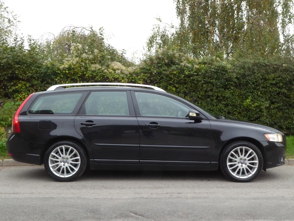 Used Volvo V50 2012 for sale - 76222086: Photo 5