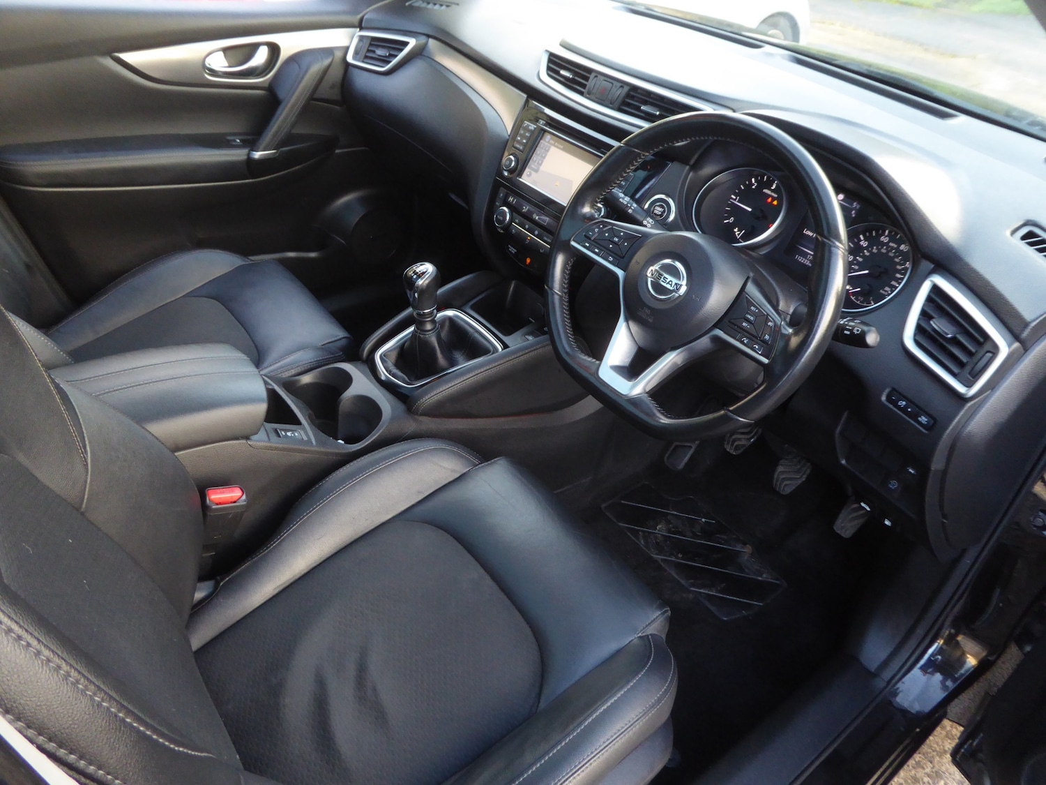 Used Nissan Qashqai 2018 for sale - 77211138: Photo 24