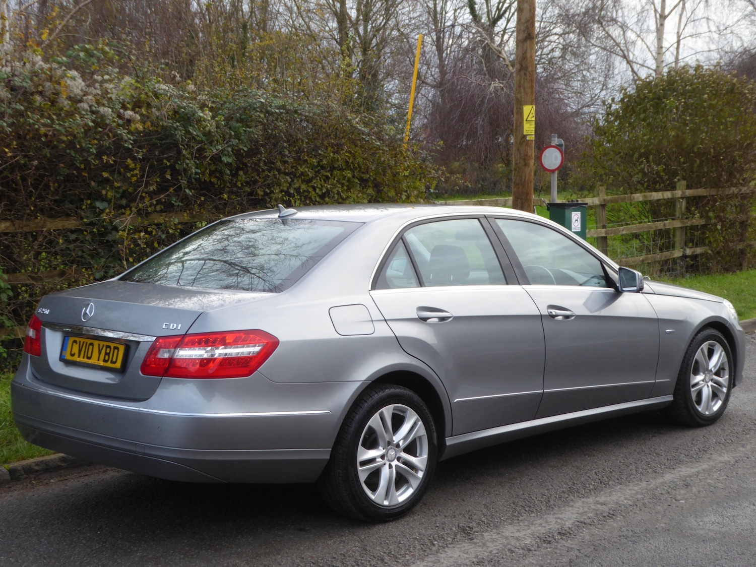 Used Mercedes-Benz E Class 2010 for sale - 76766547: Photo 15