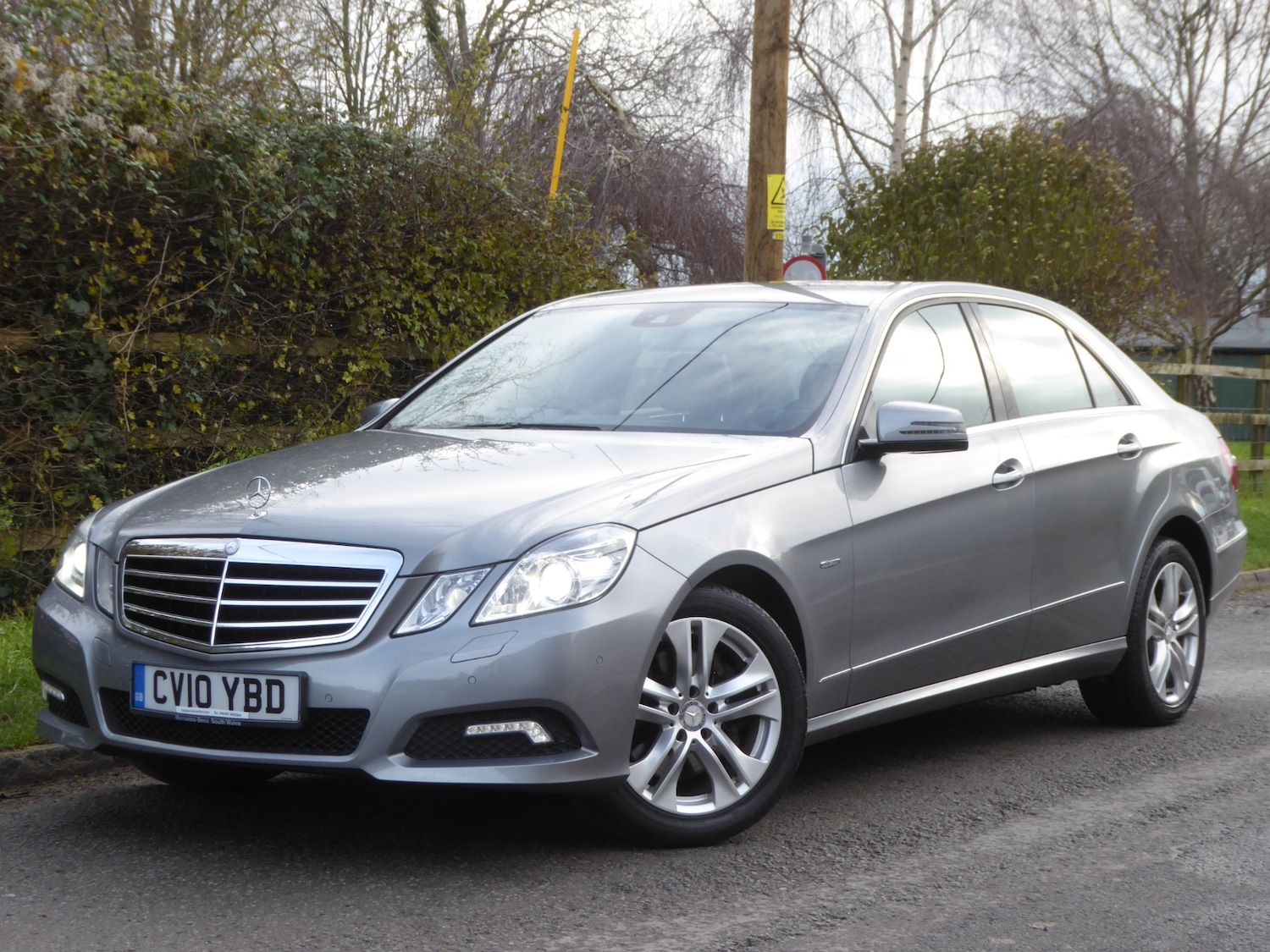 Used Mercedes-Benz E Class 2010 for sale - 76766547: Photo 19