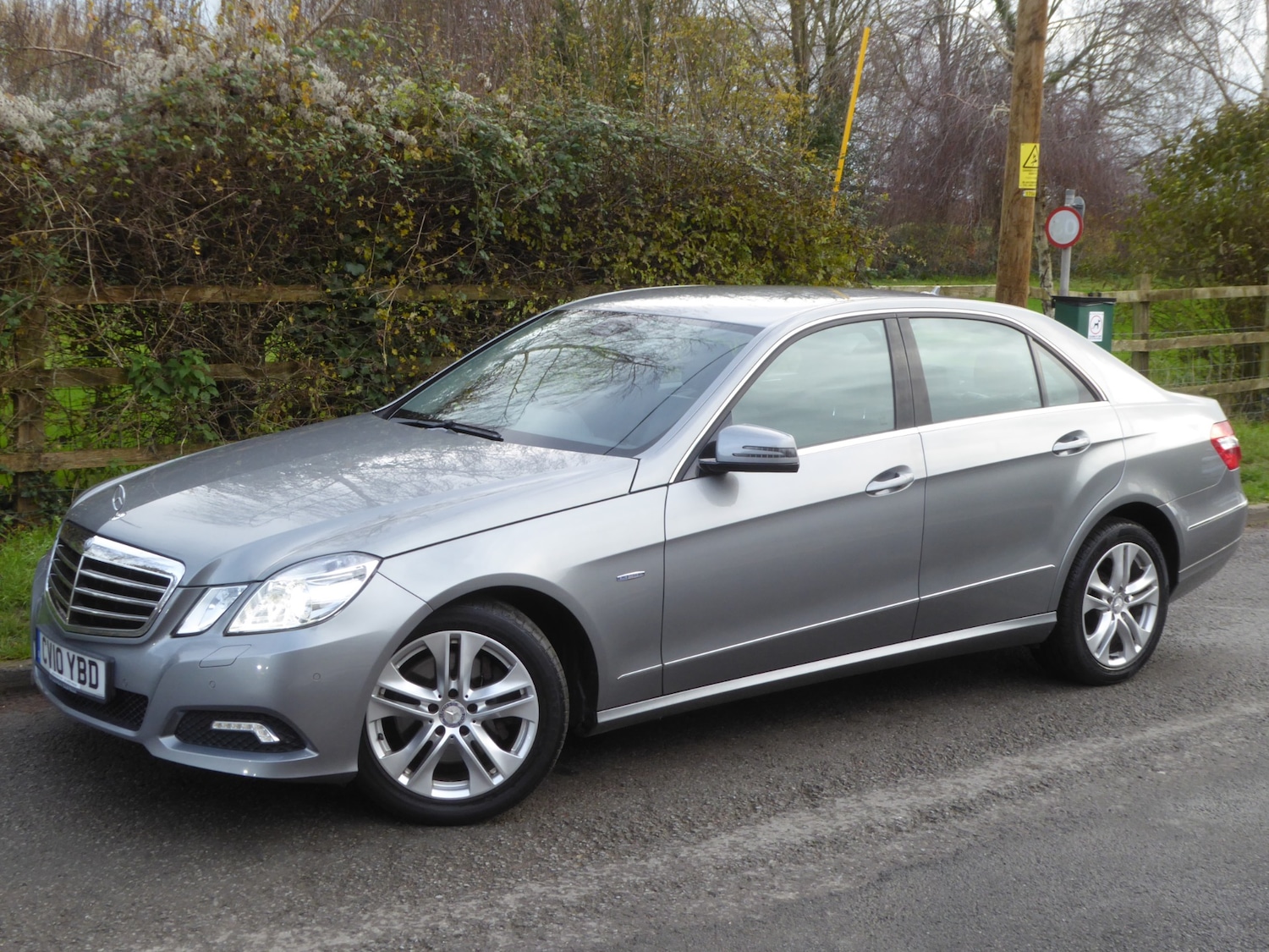 Used Mercedes-Benz E Class 2010 for sale - 76766547: Photo 21