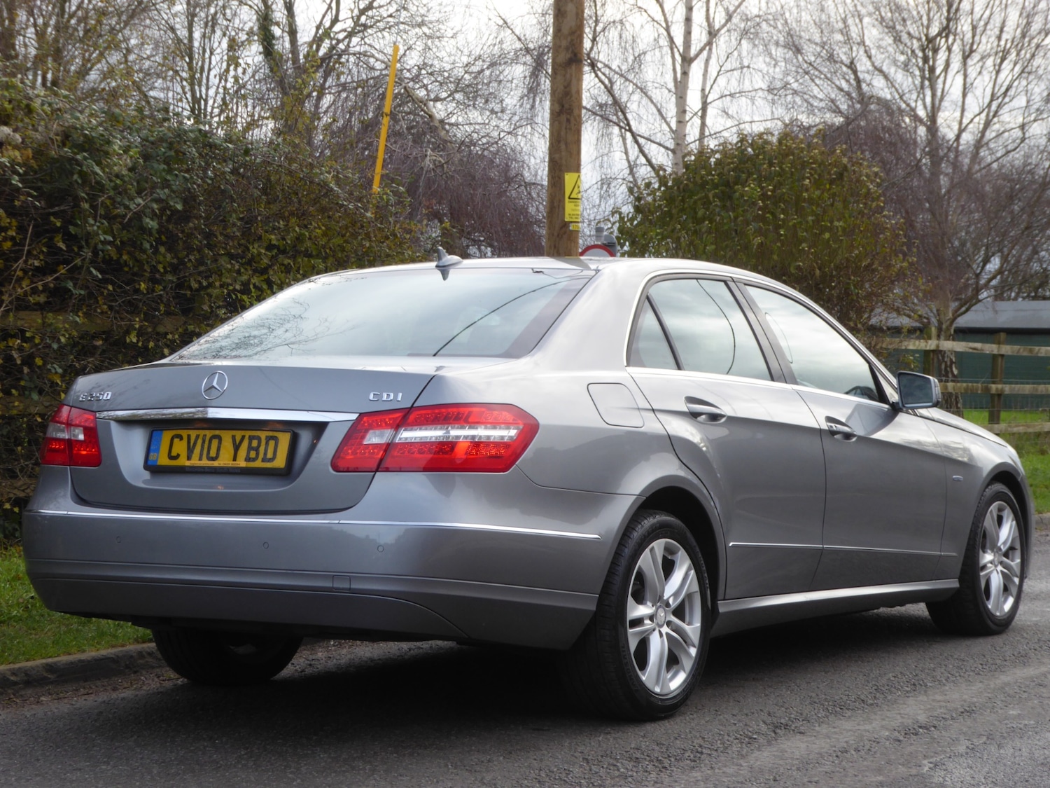 Used Mercedes-Benz E Class 2010 for sale - 76766547: Photo 5