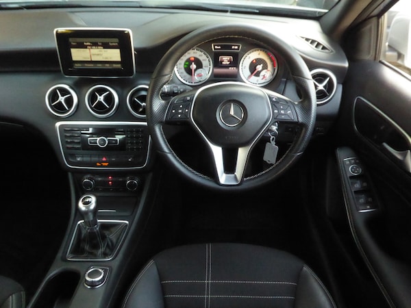 Used Mercedes-Benz A-Class 2015 for sale - 76130211: Photo 8
