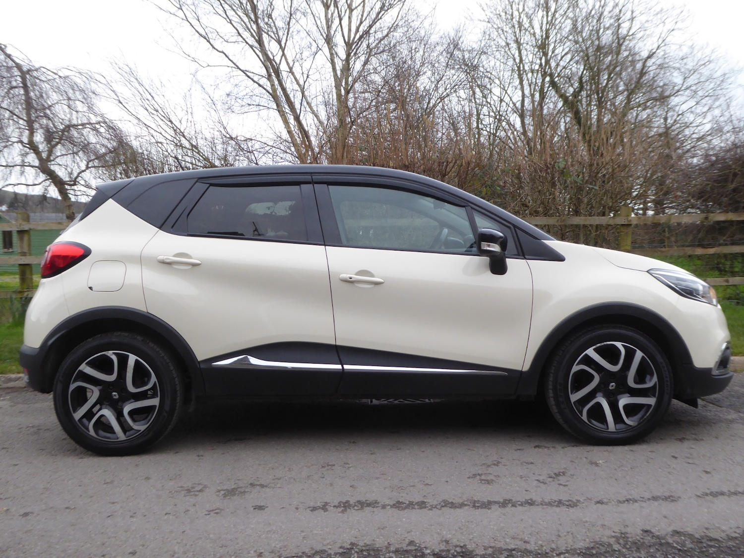 Used Renault Captur 2017 for sale - 77605434: Photo 15