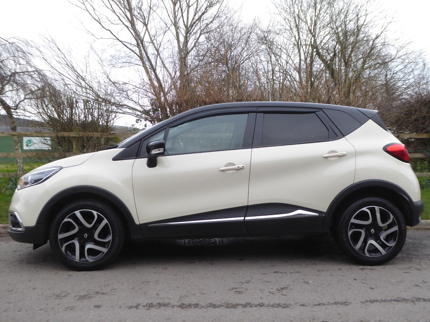 Used Renault Captur 2017 for sale - 77605434: Photo 16