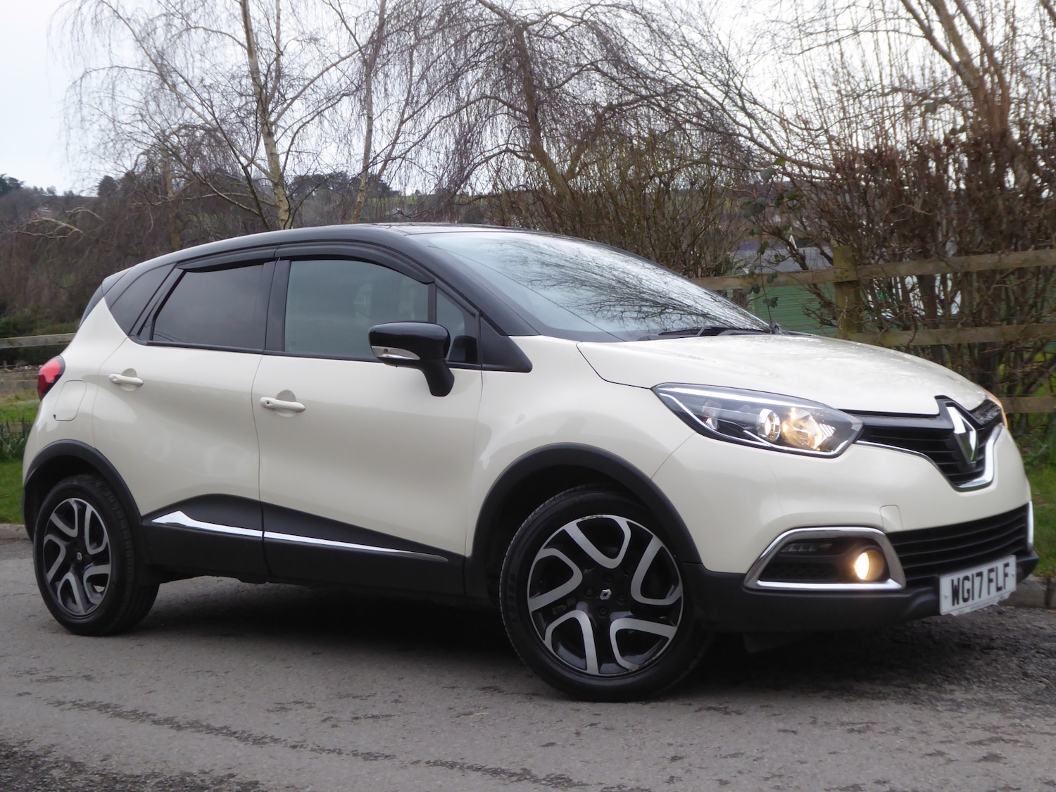Used Renault Captur 2017 for sale - 77605434: Photo 3
