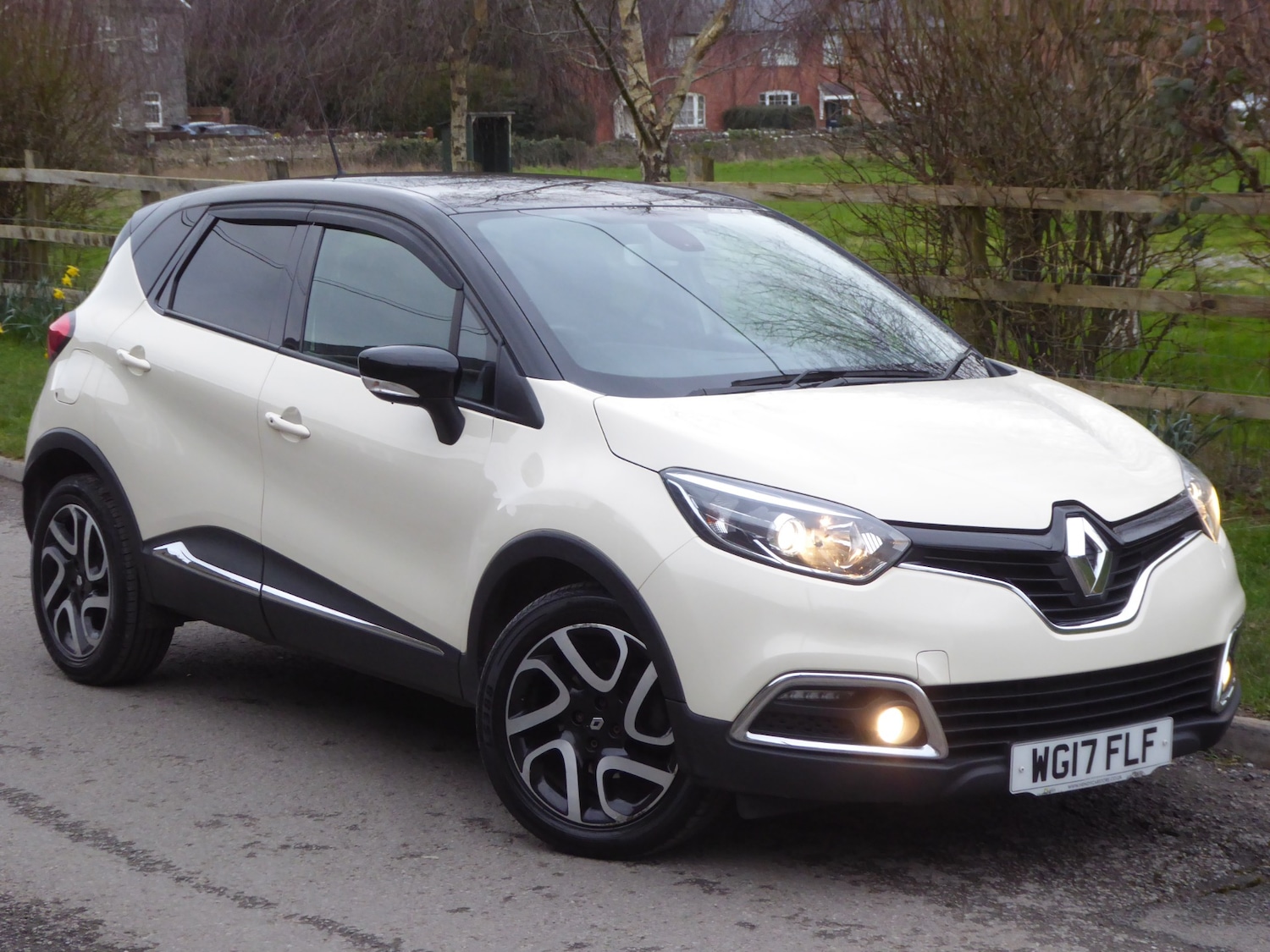Used Renault Captur 2017 for sale - 77605434: Photo 4