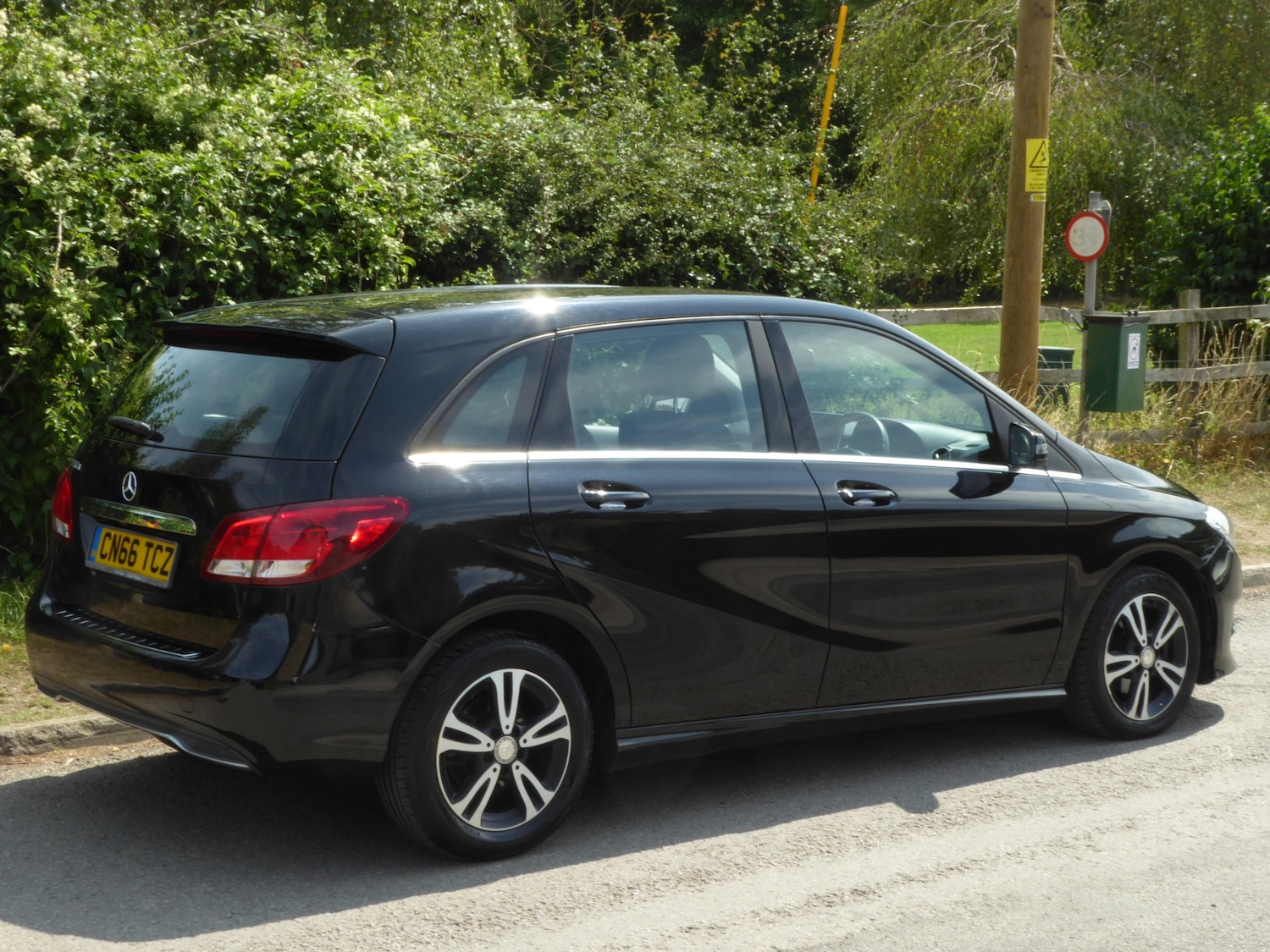Vehicle 29
