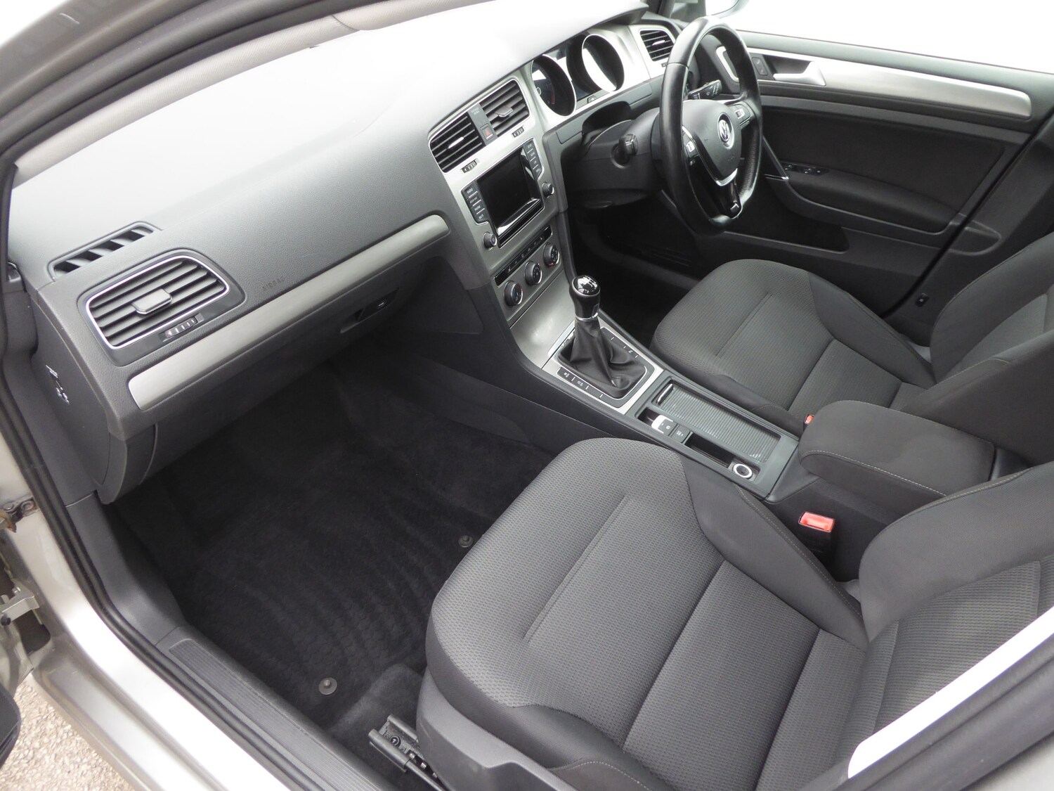 Used Volkswagen Golf 2015 for sale - 78067050: Photo 13