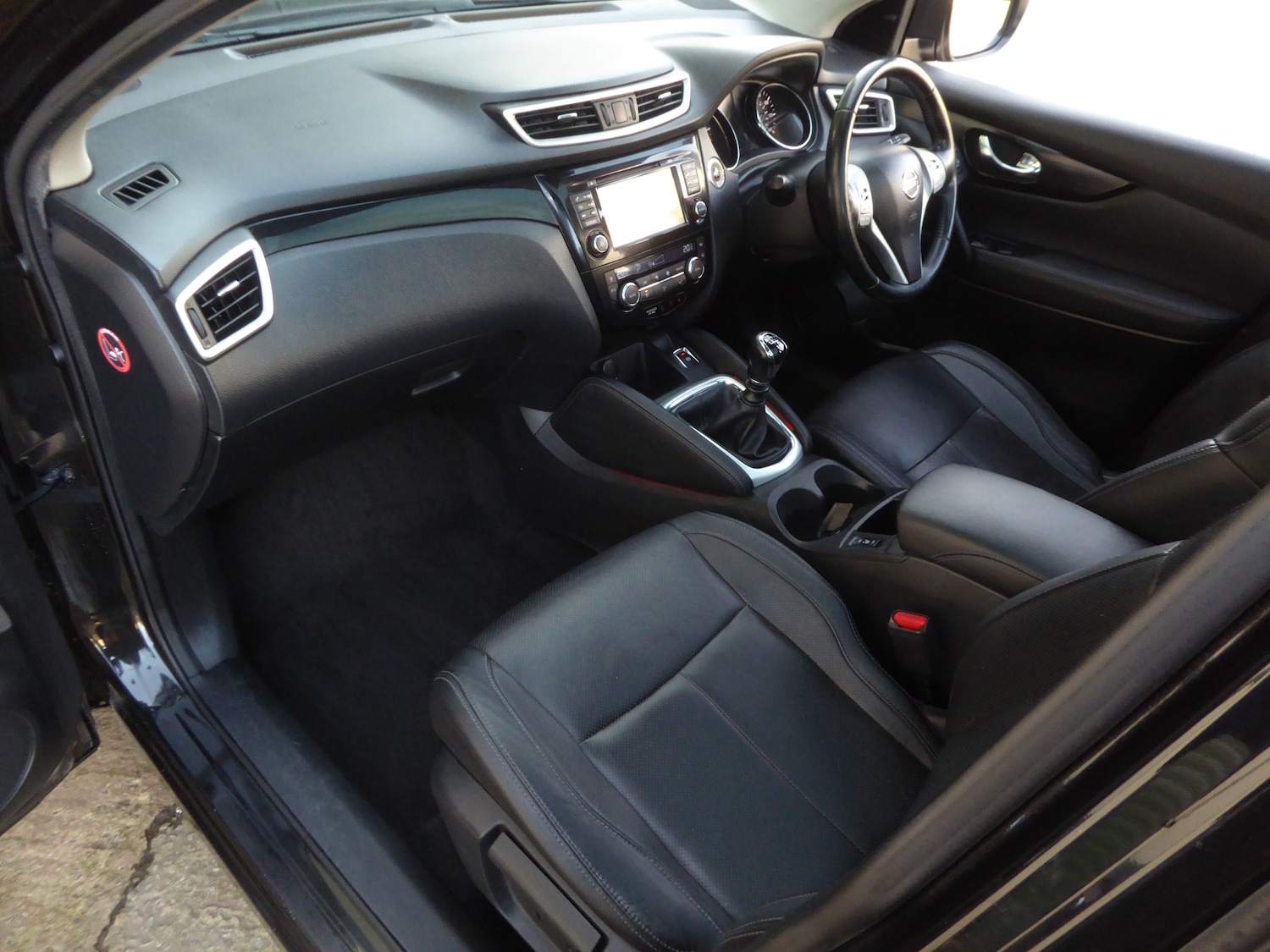 Used Nissan Qashqai 2014 for sale - 77543677: Photo 14