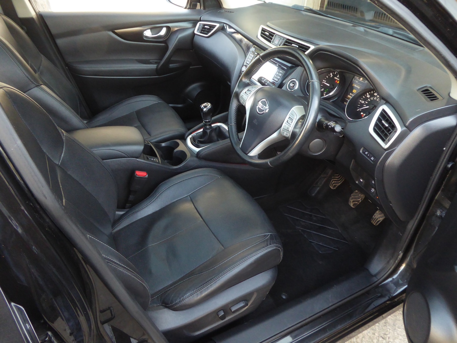 Used Nissan Qashqai 2014 for sale - 77543677: Photo 15