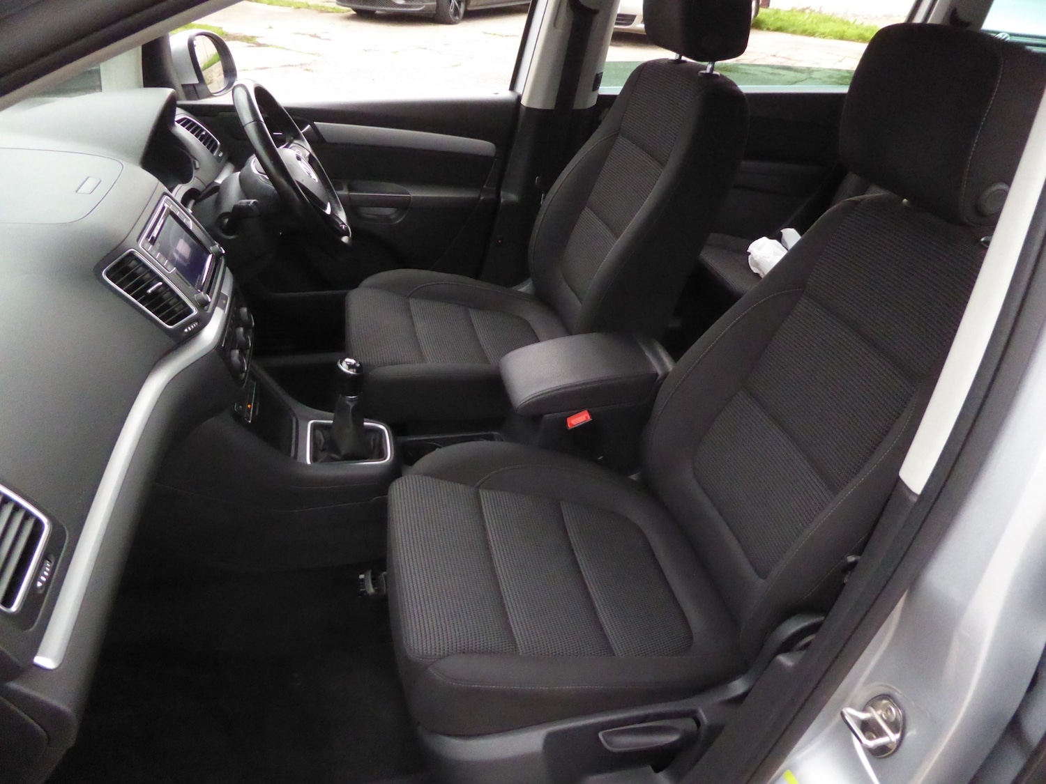 Used Volkswagen Sharan 2017 for sale - 76301998: Photo 12