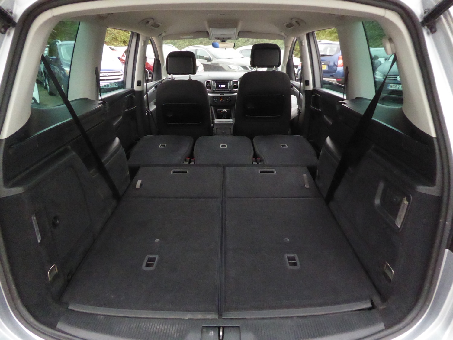 Used Volkswagen Sharan 2017 for sale - 76301998: Photo 24