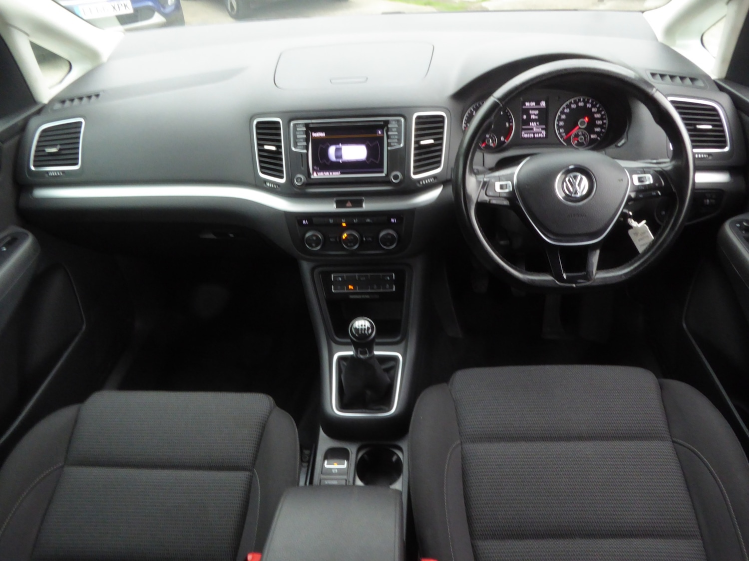 Used Volkswagen Sharan 2017 for sale - 76301998: Photo 7