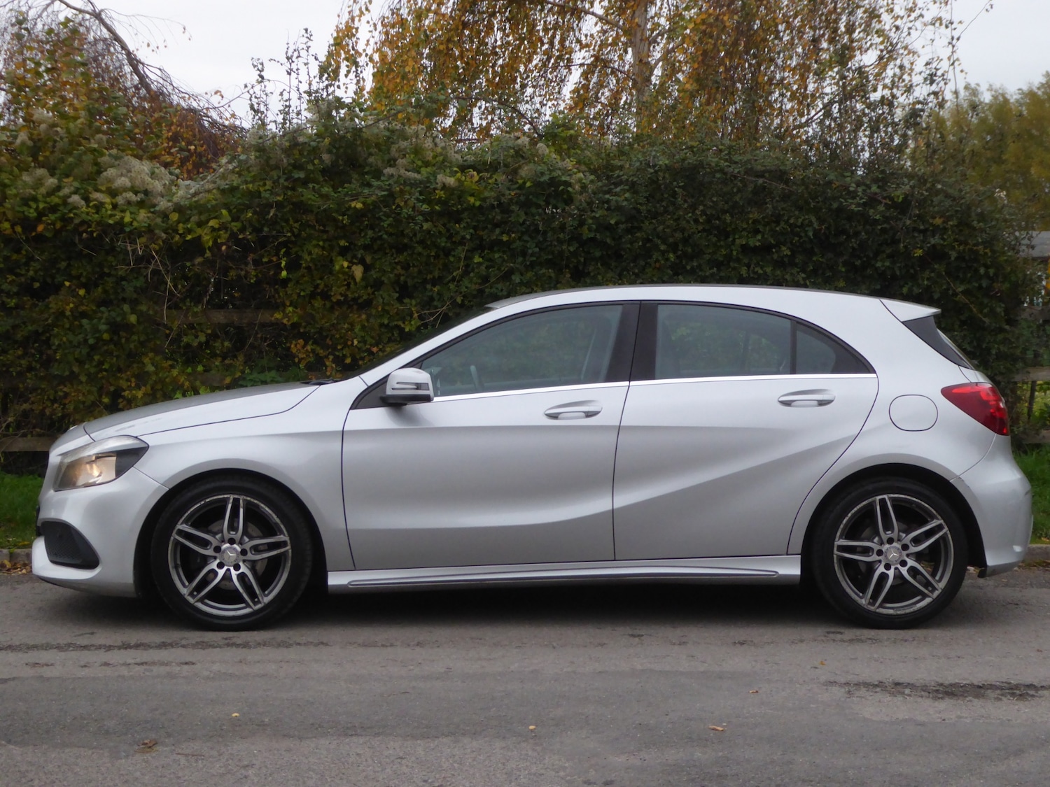 Used Mercedes-Benz A-Class 2016 for sale - 76461621: Photo 8