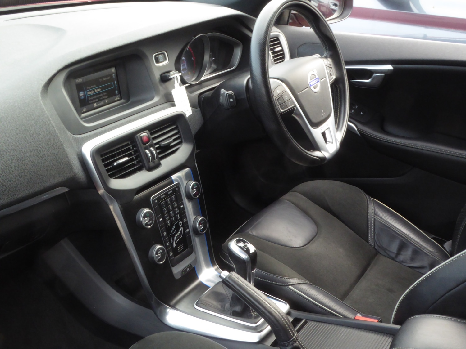 Used Volvo V40 2016 for sale - 75995835: Photo 17