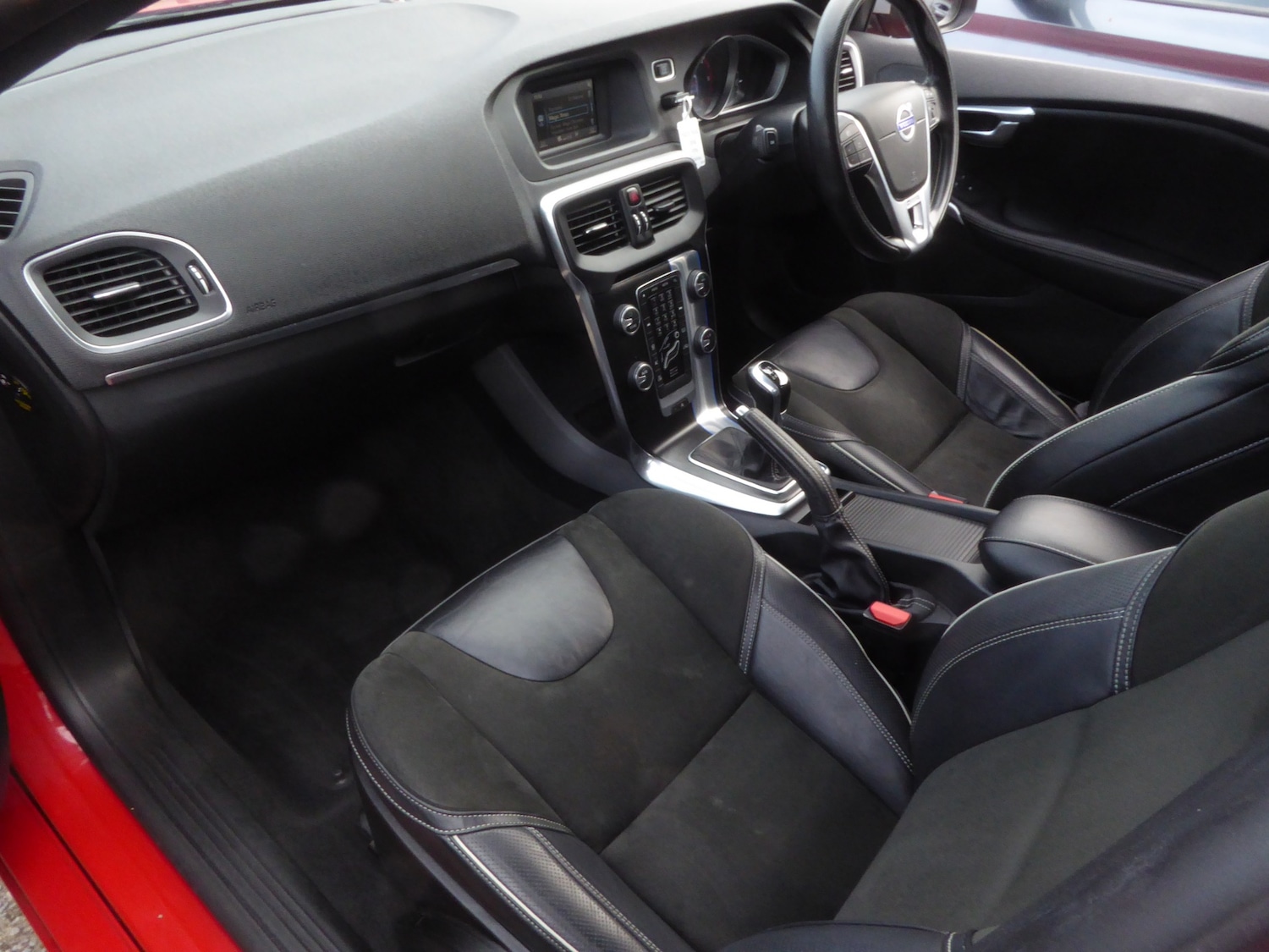 Used Volvo V40 2016 for sale - 75995835: Photo 23