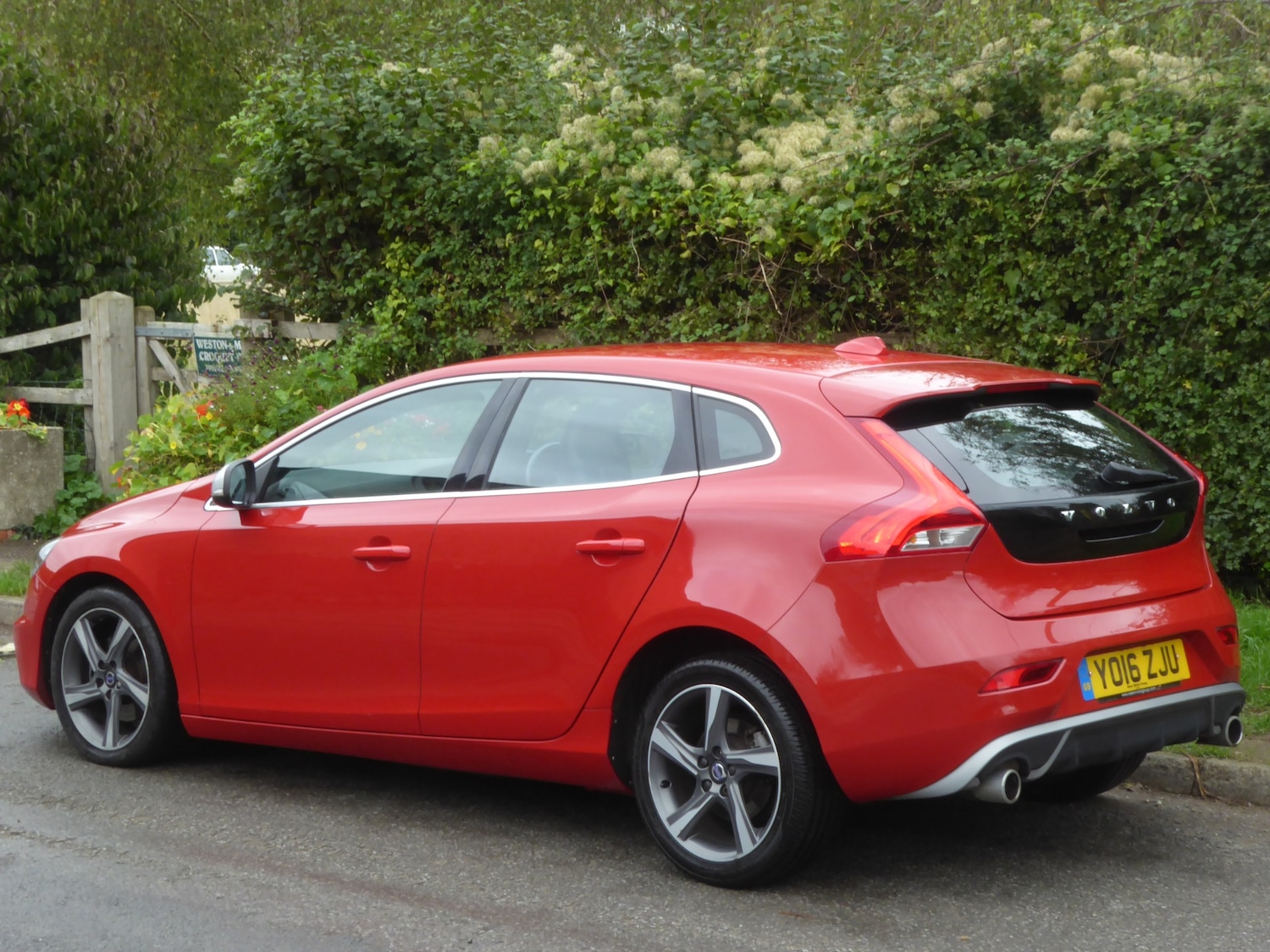 Used Volvo V40 2016 for sale - 75995835: Photo 28