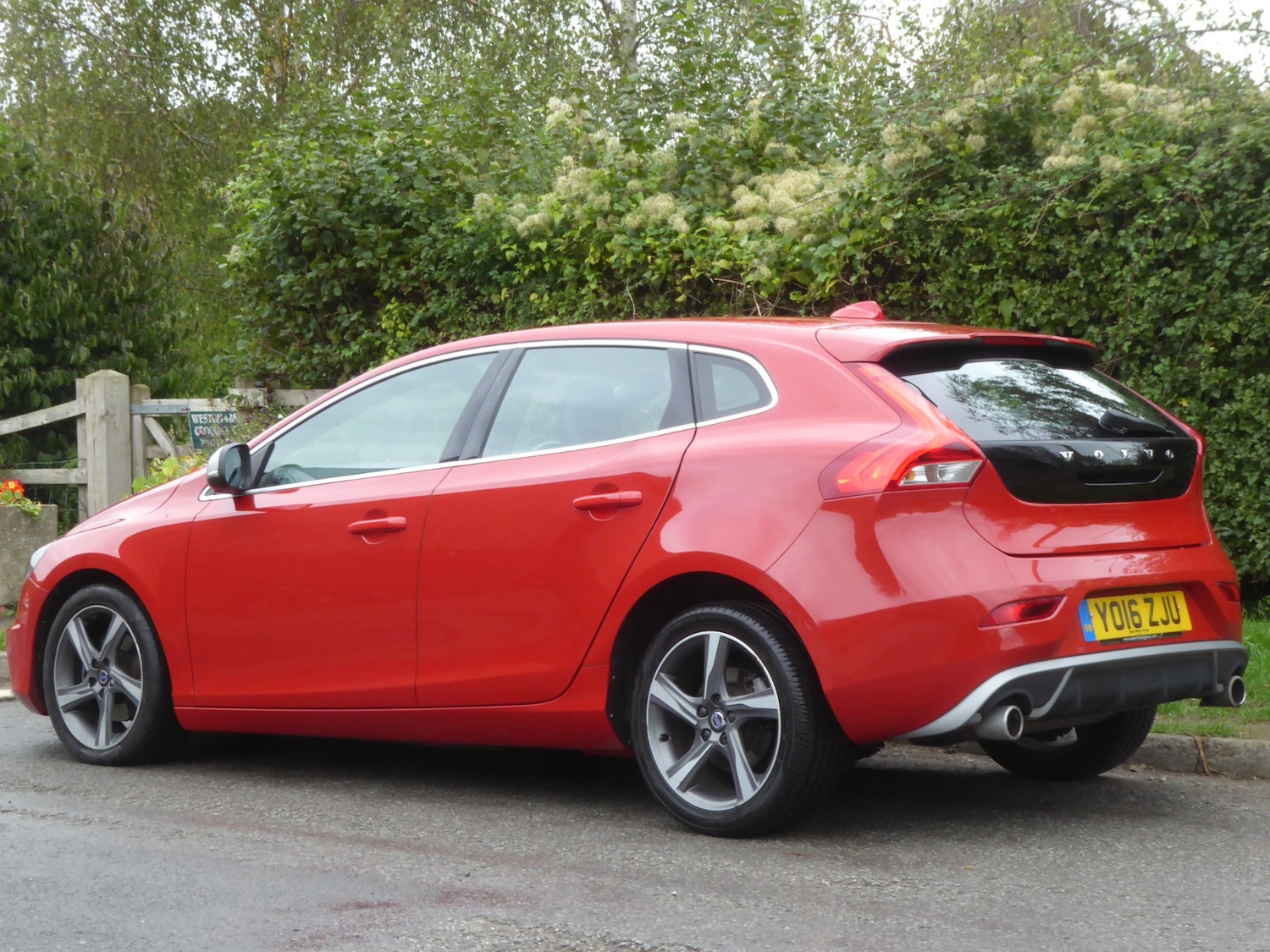 Used Volvo V40 2016 for sale - 75995835: Photo 29