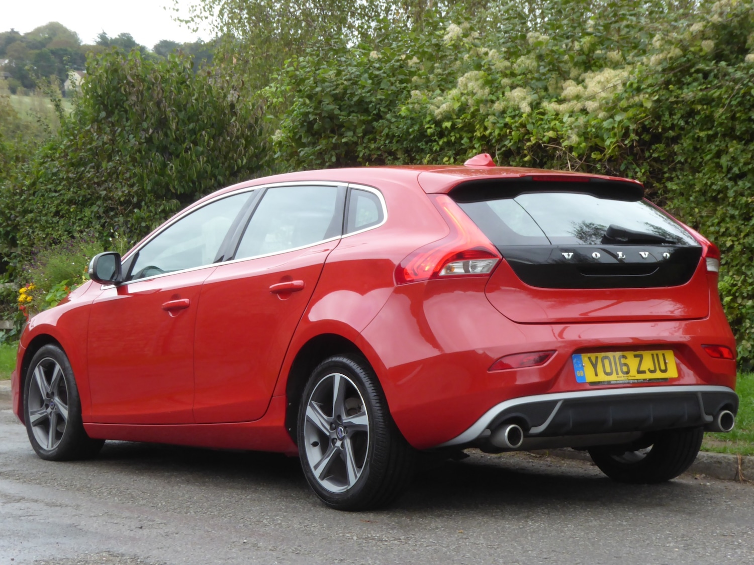 Used Volvo V40 2016 for sale - 75995835: Photo 4