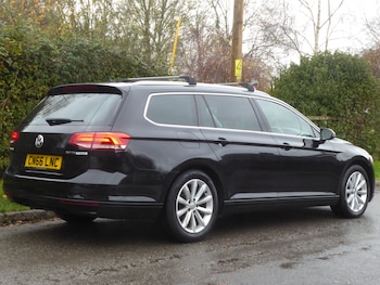 Used Volkswagen Passat 2016 for sale - 76541754: Photo