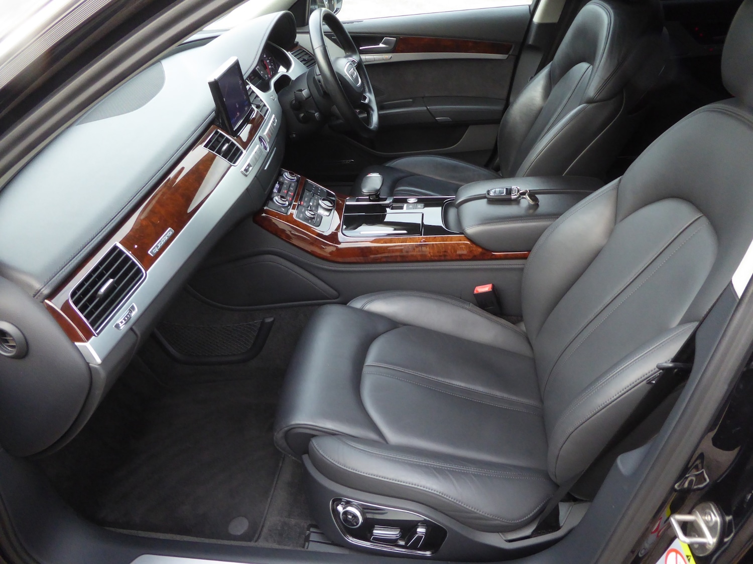 Used Audi A8 2013 for sale - 77733378: Photo 13