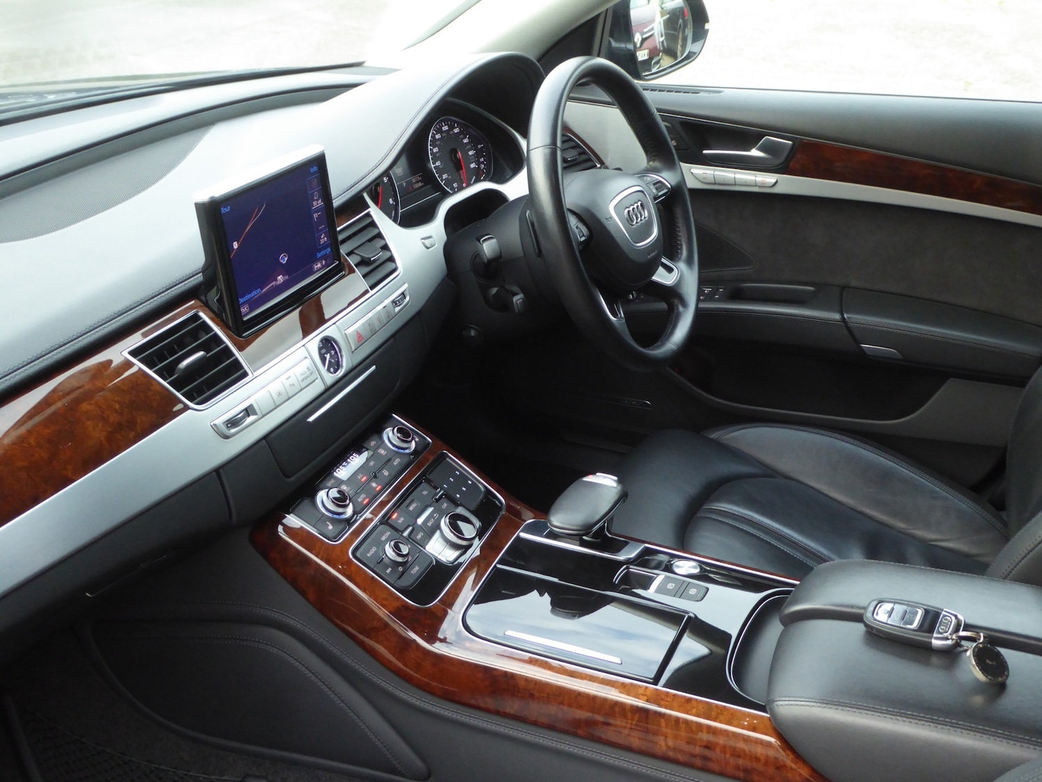 Used Audi A8 2013 for sale - 77733378: Photo 14