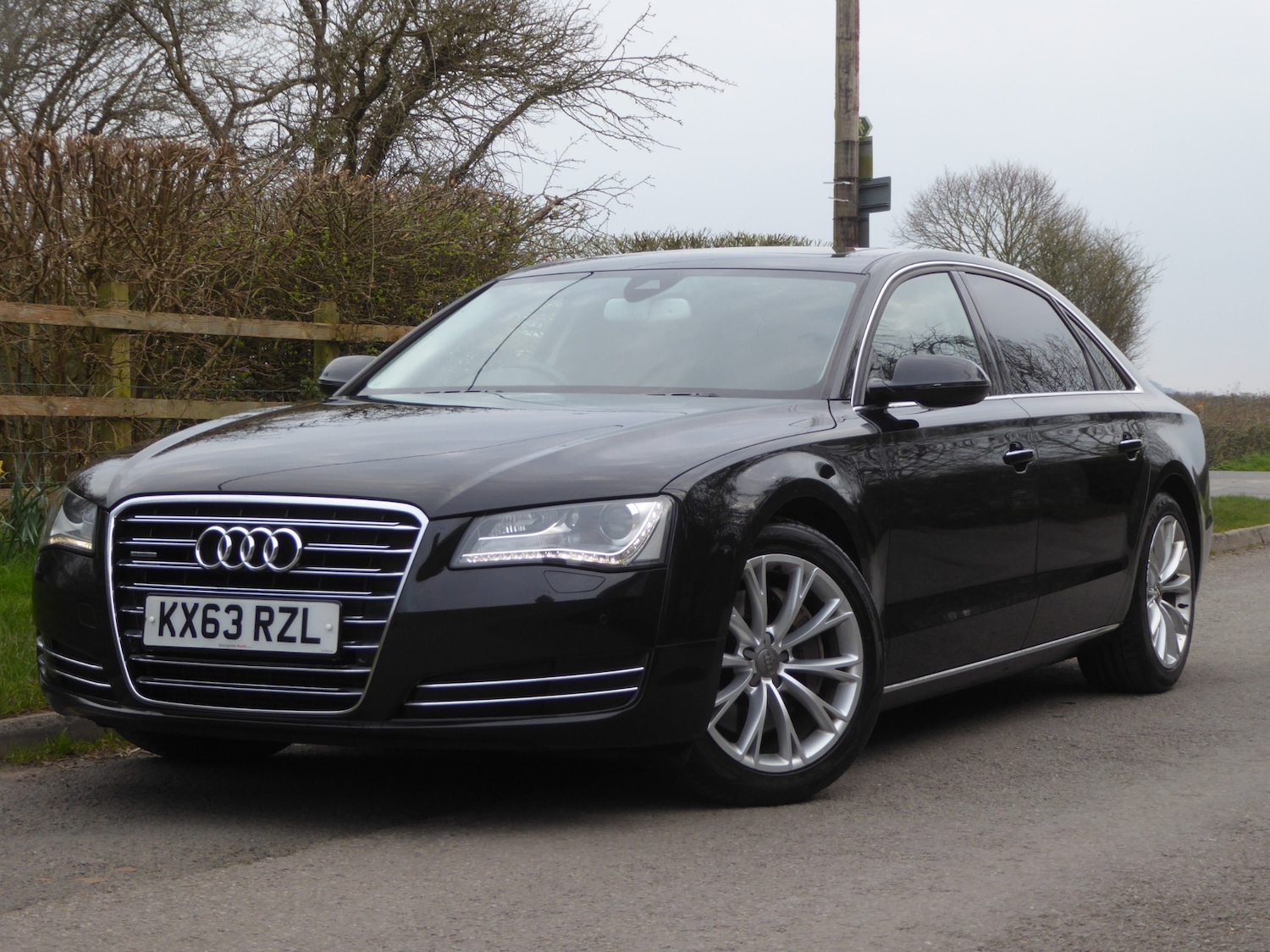 Used Audi A8 2013 for sale - 77733378: Photo 2
