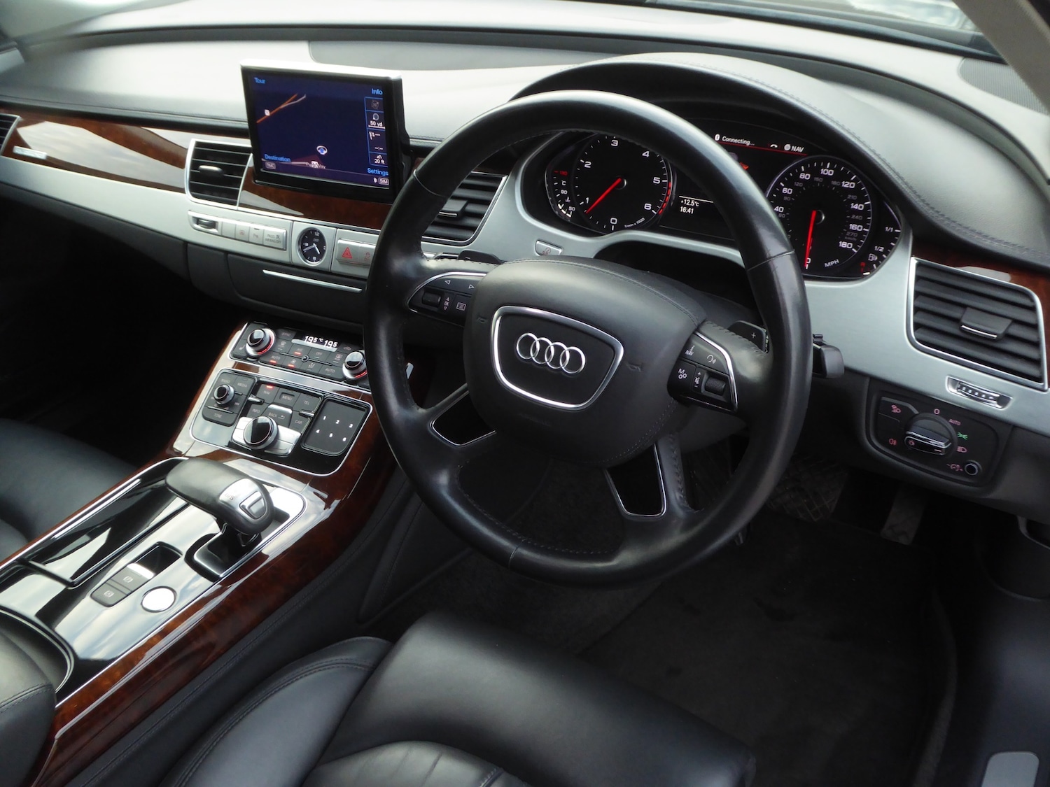 Used Audi A8 2013 for sale - 77733378: Photo 30