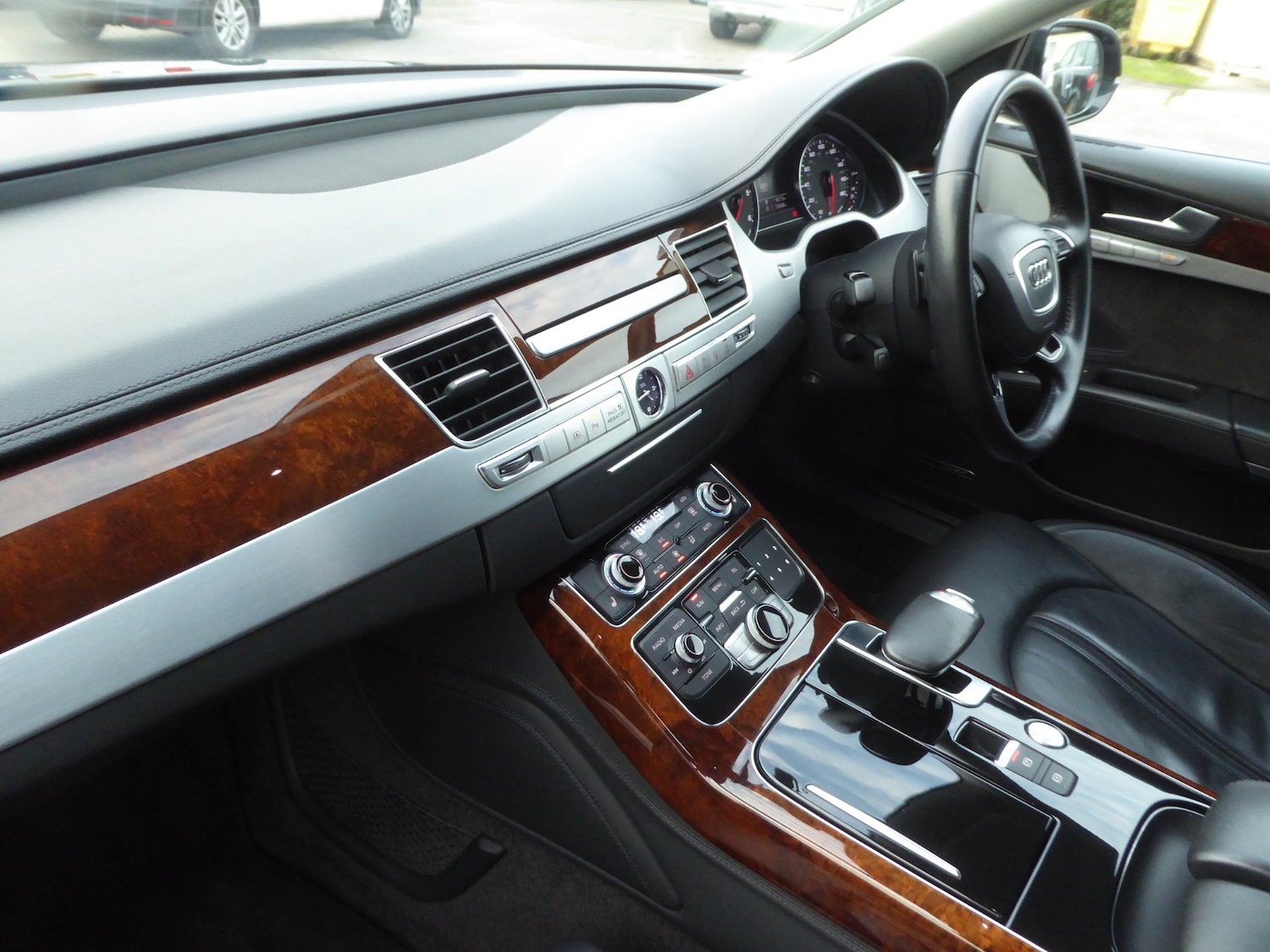 Used Audi A8 2013 for sale - 77733378: Photo 36