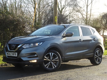 Used Nissan Qashqai 2017 for sale - 76982959: Photo