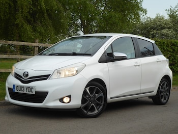 Used Toyota Yaris 2013 for sale - 78400468: Photo