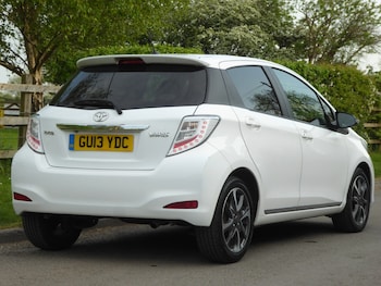 Used Toyota Yaris 2013 for sale - 78400468: Photo