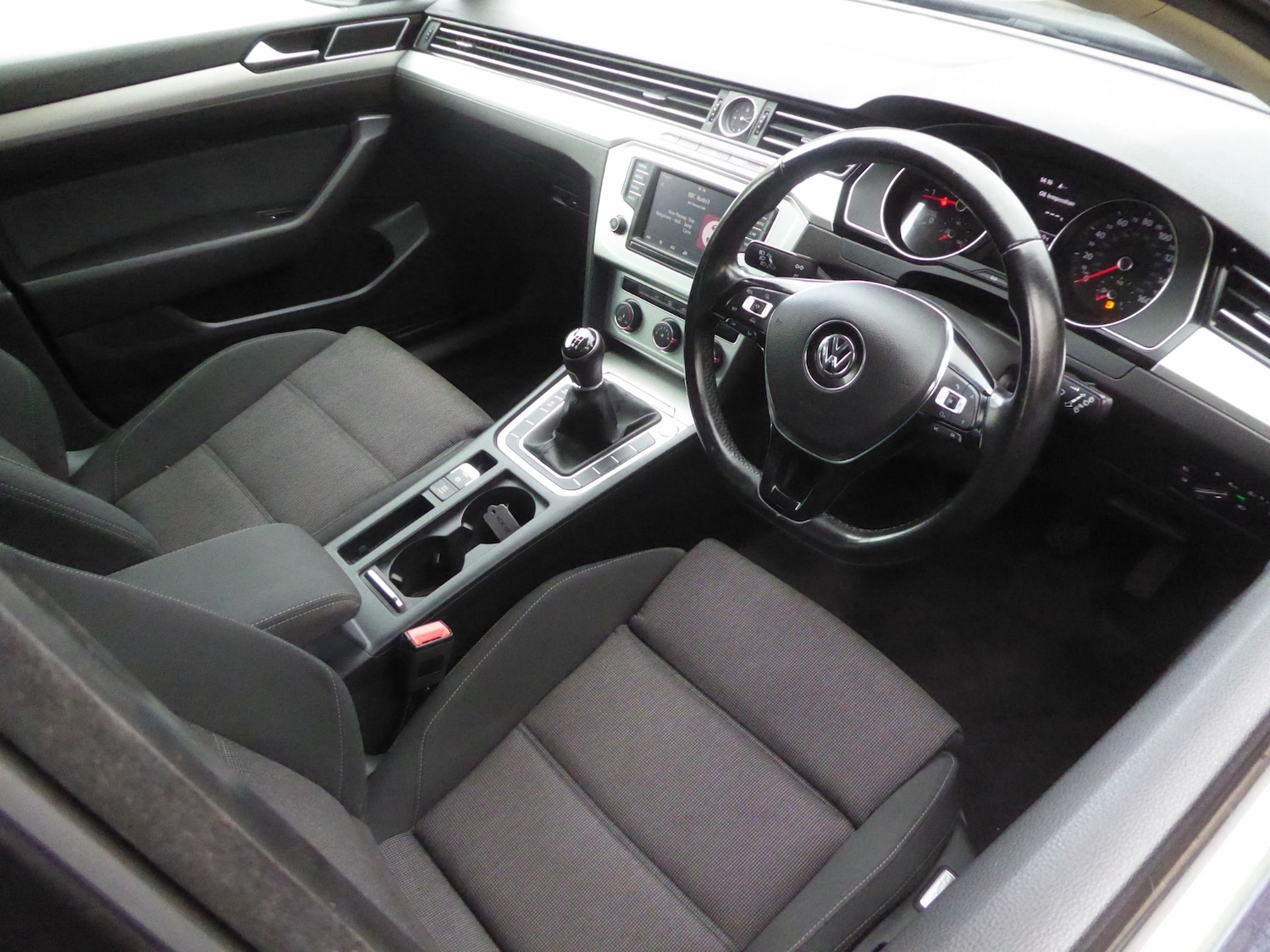 Used Volkswagen Passat 2015 for sale - 76626013: Photo 7