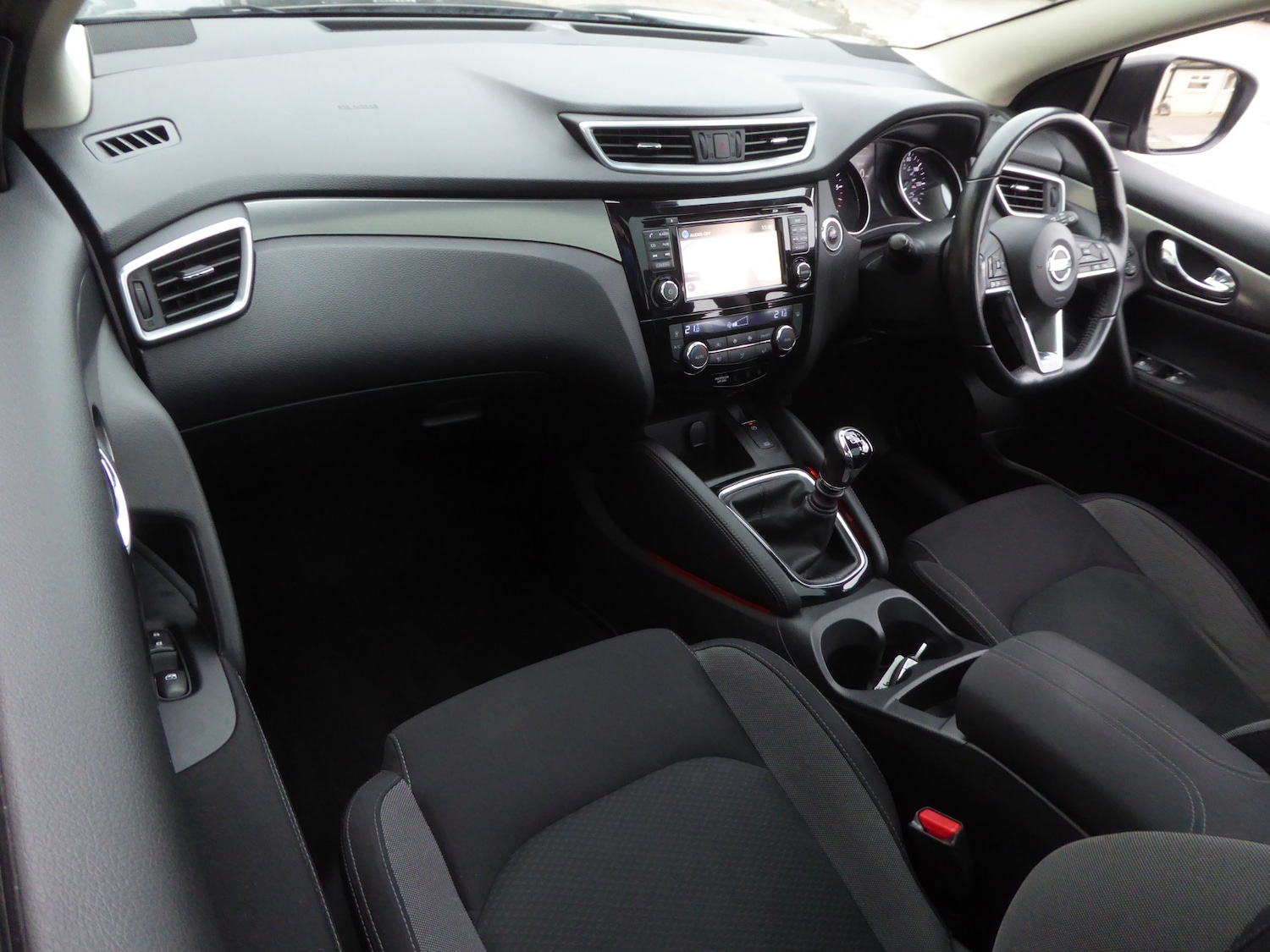 Used Nissan Qashqai 2018 for sale - 77324524: Photo 10