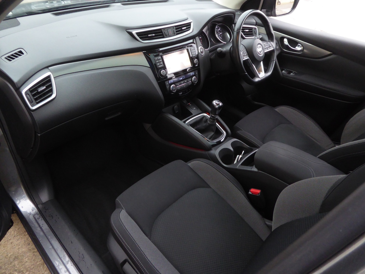 Used Nissan Qashqai 2018 for sale - 77324524: Photo 13